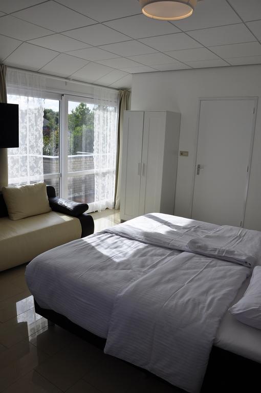Bed & Breakfast Het Witte Huis Almere